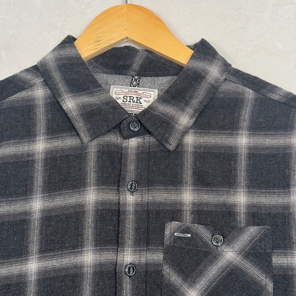 SRK Sunrise Kingdom Grey Plaid Flannel Button Down Shirt Large - Picture 2 of 8